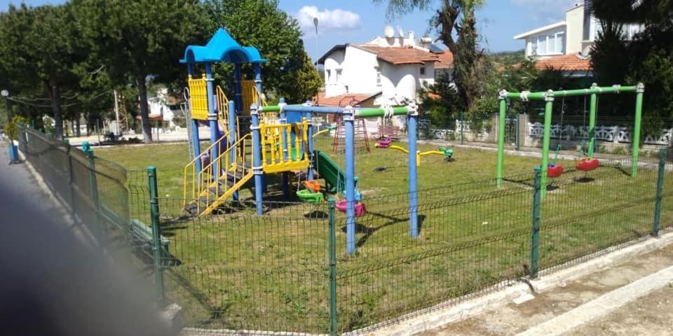 Cesme Burcu Sitesi Yaman Villa Exterior foto
